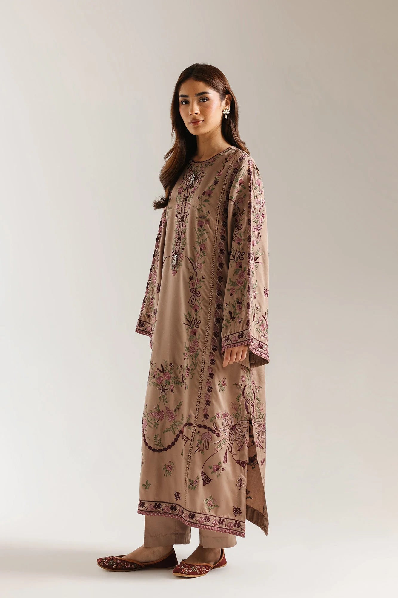 ETHNC EMBROIDERED SUIT (E4042/103/805)