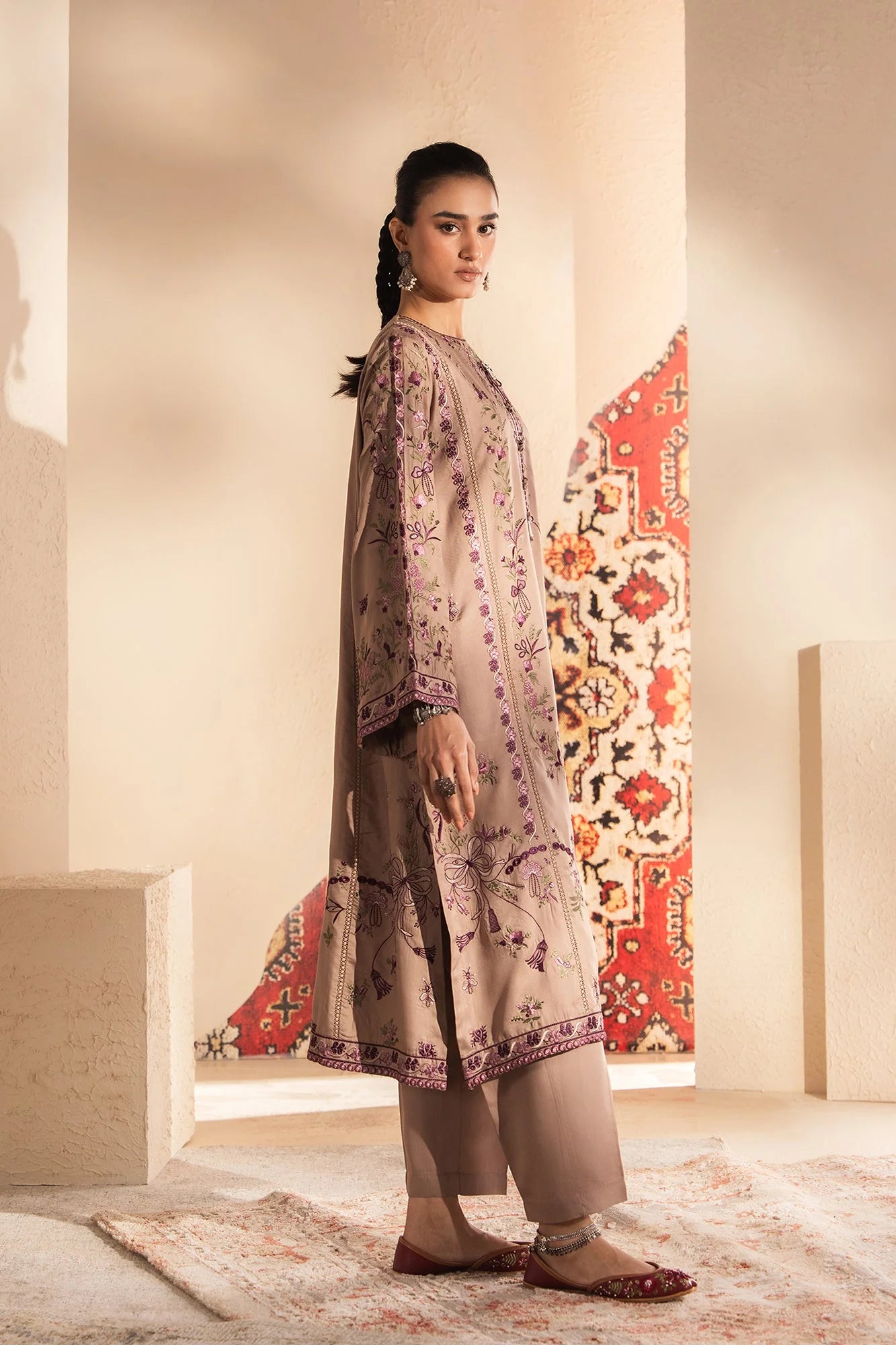 ETHNC EMBROIDERED SUIT (E4042/103/805)