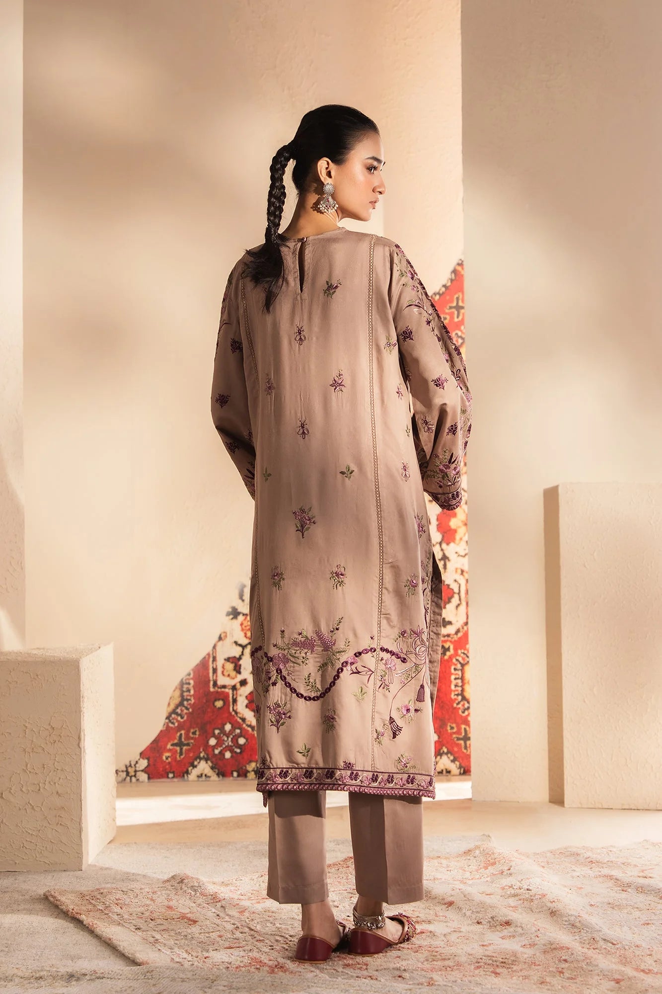 ETHNC EMBROIDERED SUIT (E4042/103/805)