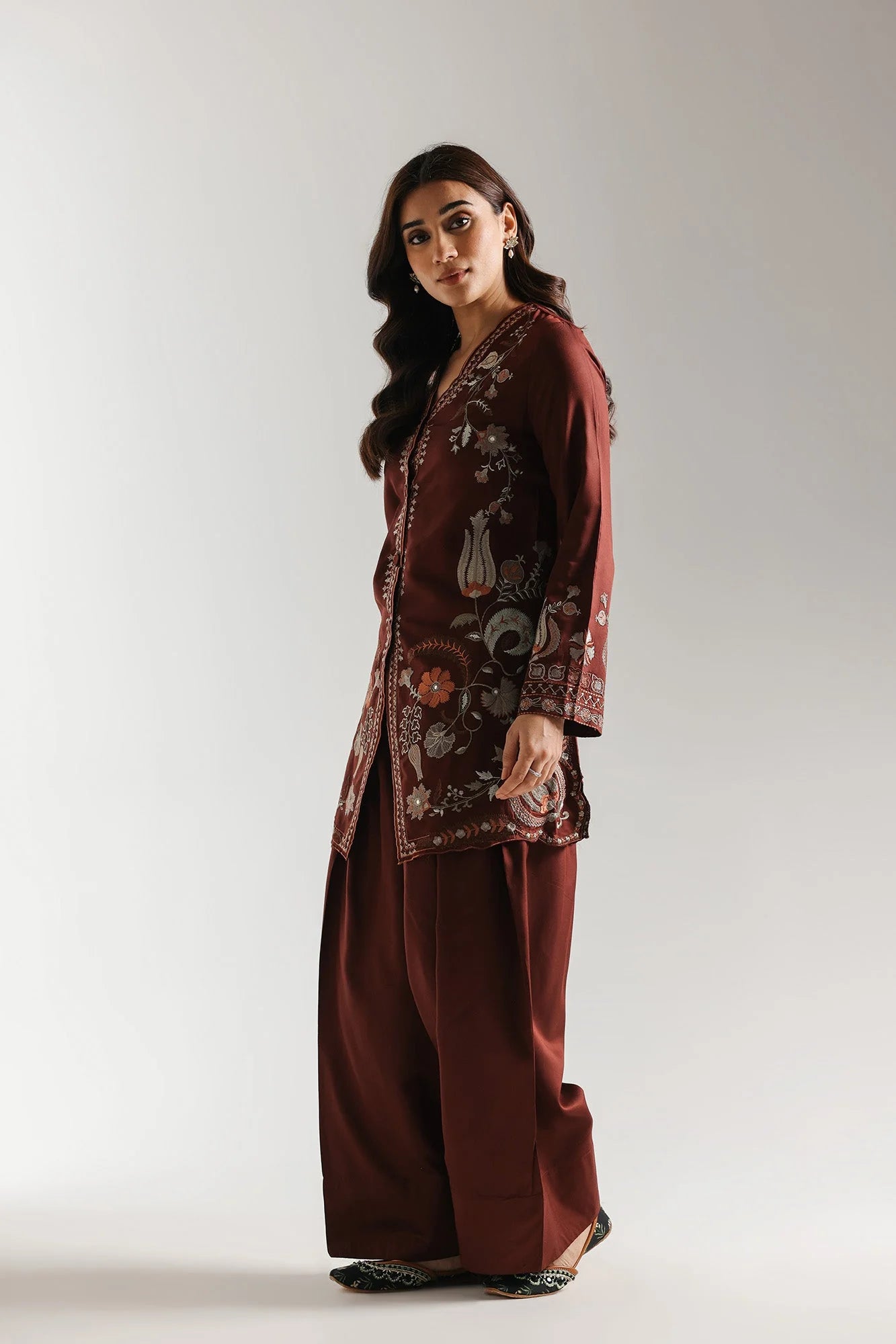 ETHNC EMBROIDERED SUIT (E4043/103/306)
