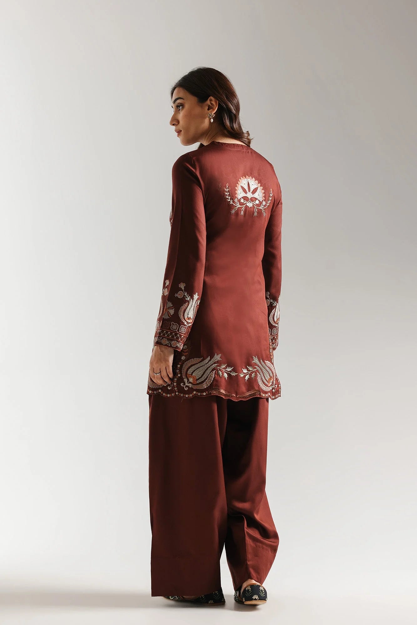 ETHNC EMBROIDERED SUIT (E4043/103/306)