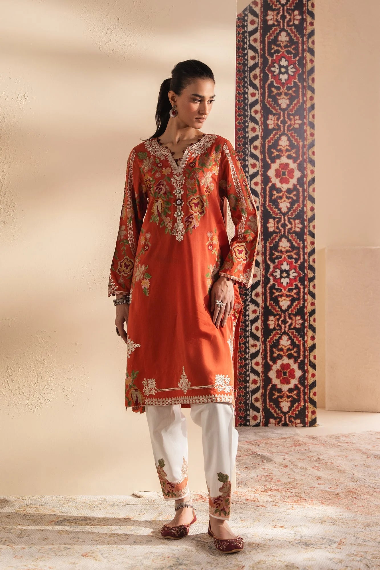 ETHNC EMBROIDERED SUIT (E4048/103/213)