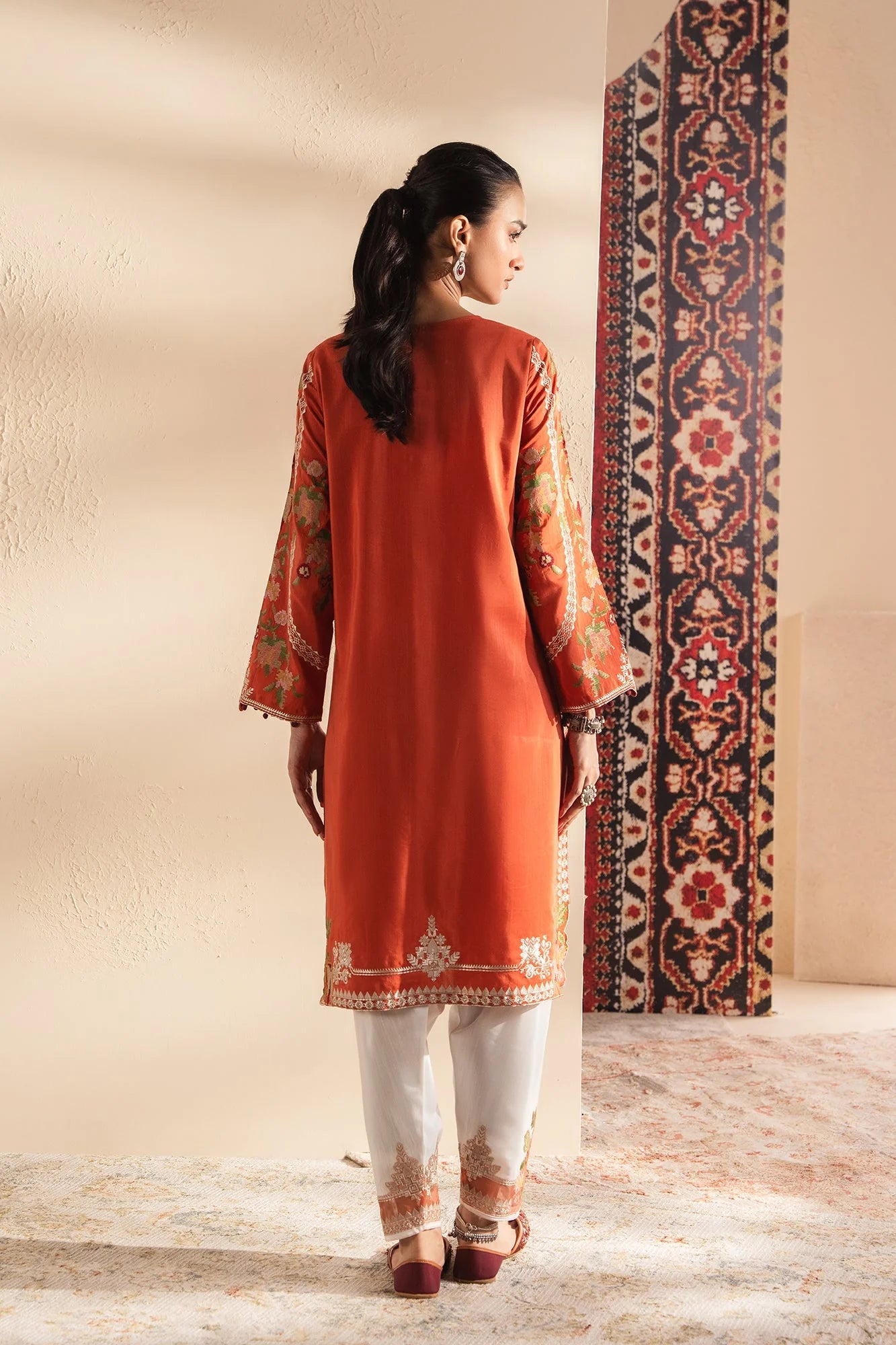 ETHNC EMBROIDERED SUIT (E4048/103/213)