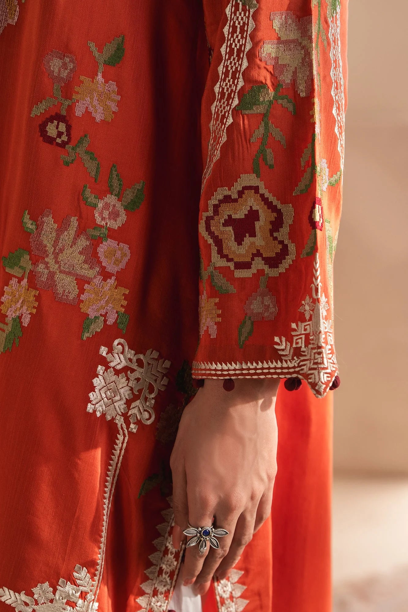 ETHNC EMBROIDERED SUIT (E4048/103/213)