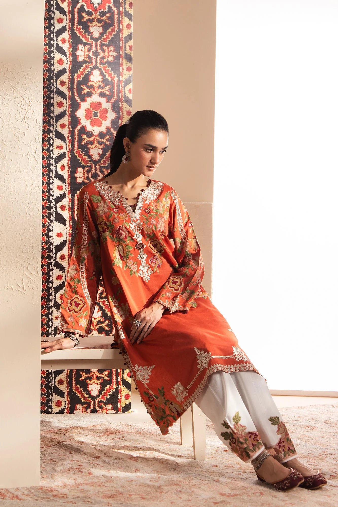 ETHNC EMBROIDERED SUIT (E4048/103/213)