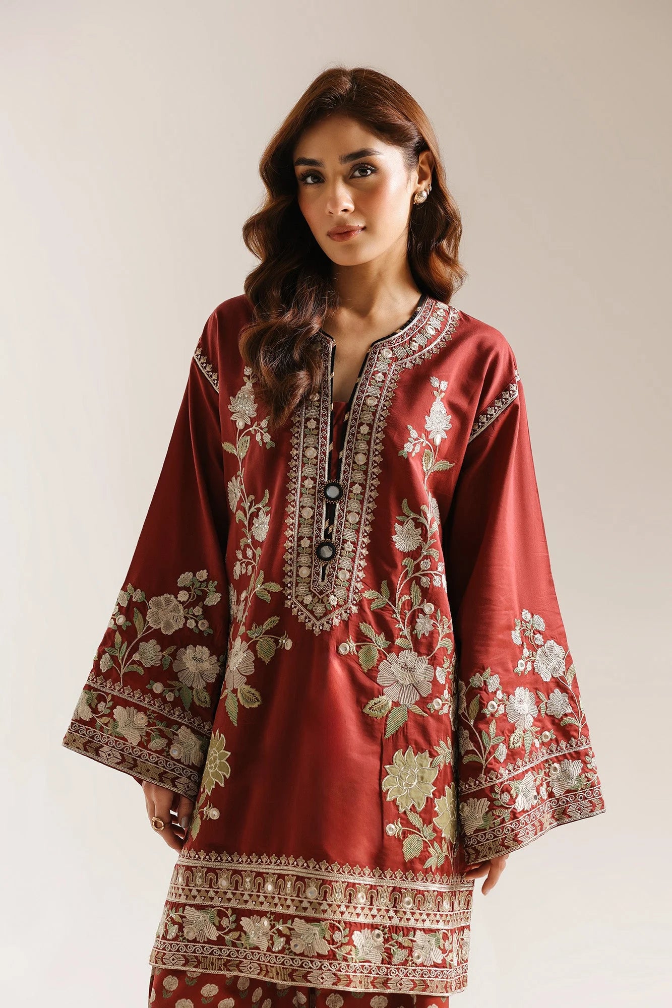 EMBROIDERED SUIT (E4059/103/414)
