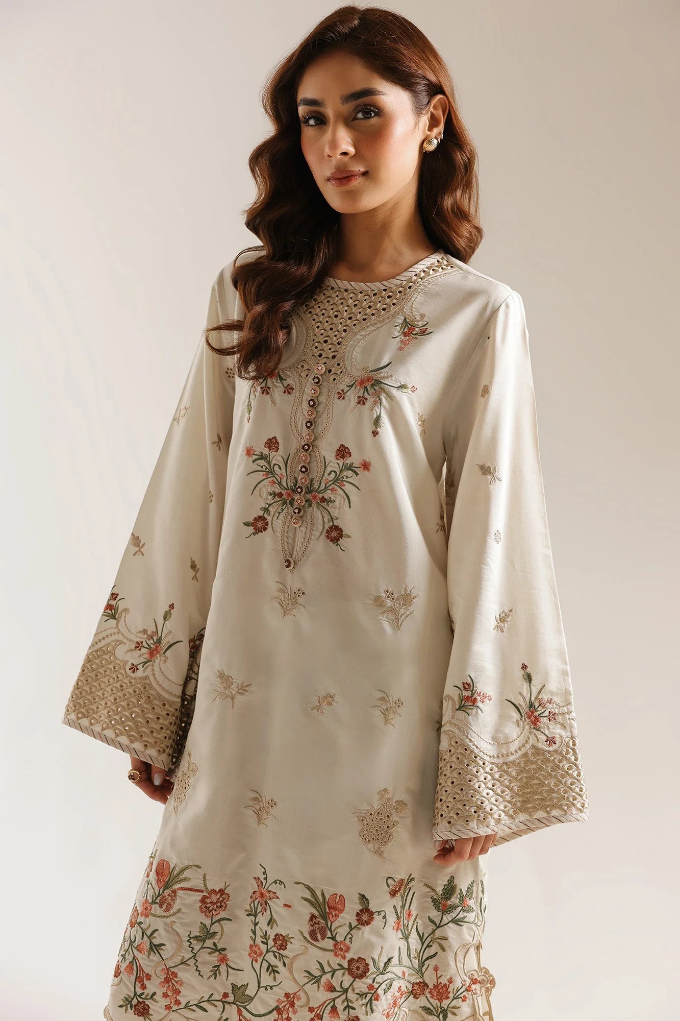 EMBROIDERED SUIT (E4076/103/817)