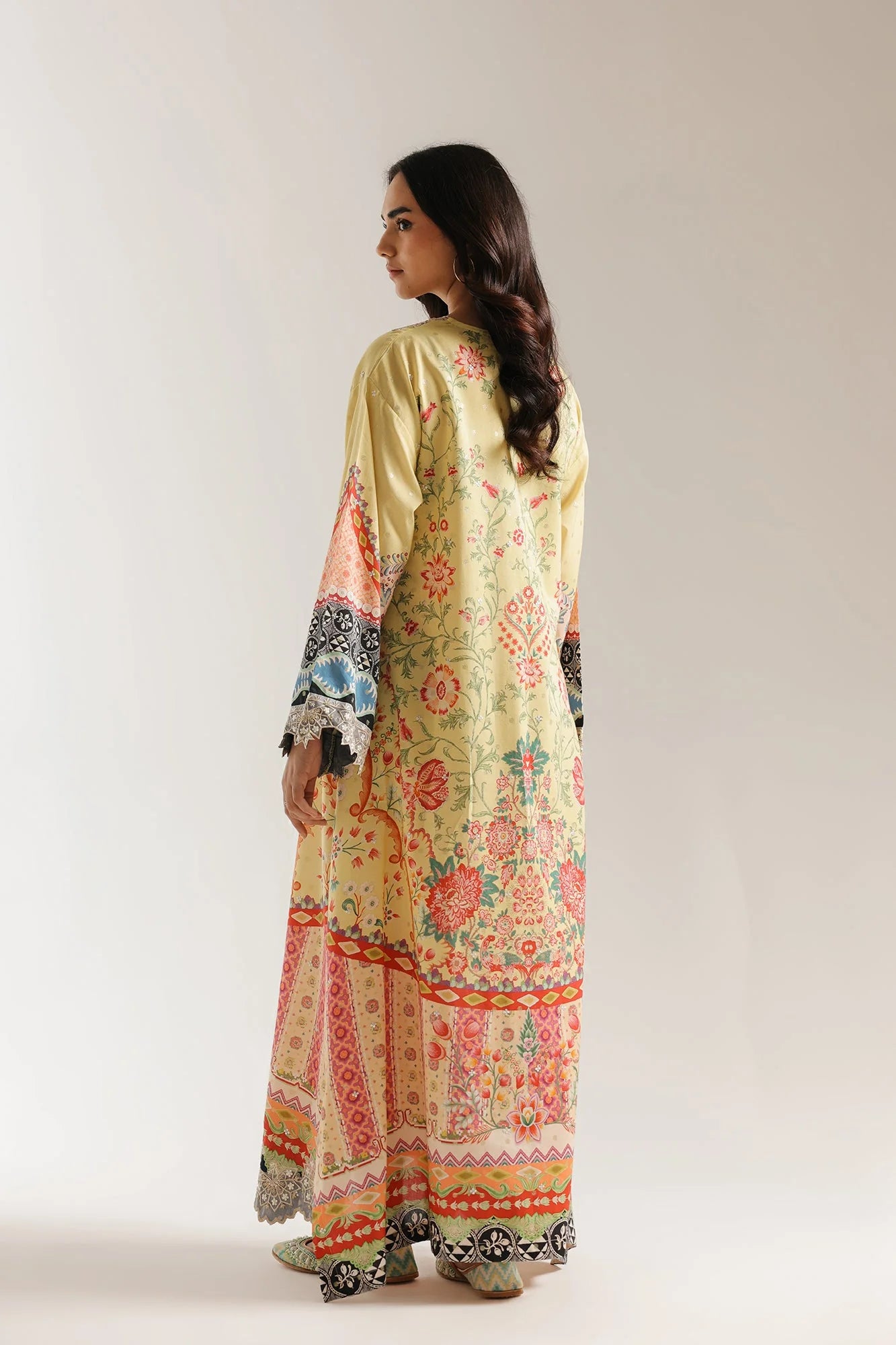 EMBROIDERED KAFTAN (E4119/103/105)