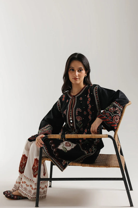 EMBROIDERED SUIT (E4122/103/901)