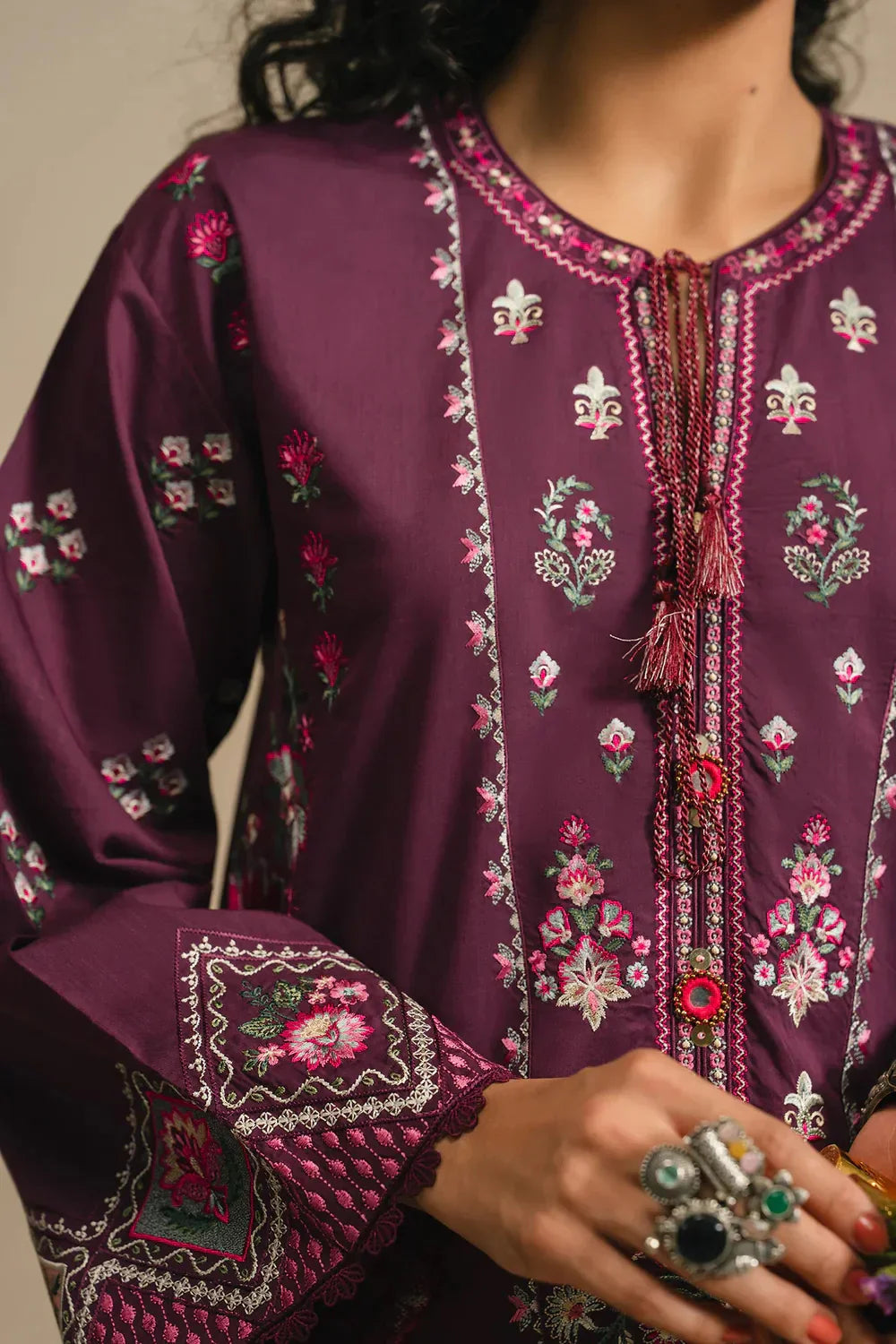 Ethnc Rozana Collection SS '26 Drop V - Embroidered Suit | E4125/103/516