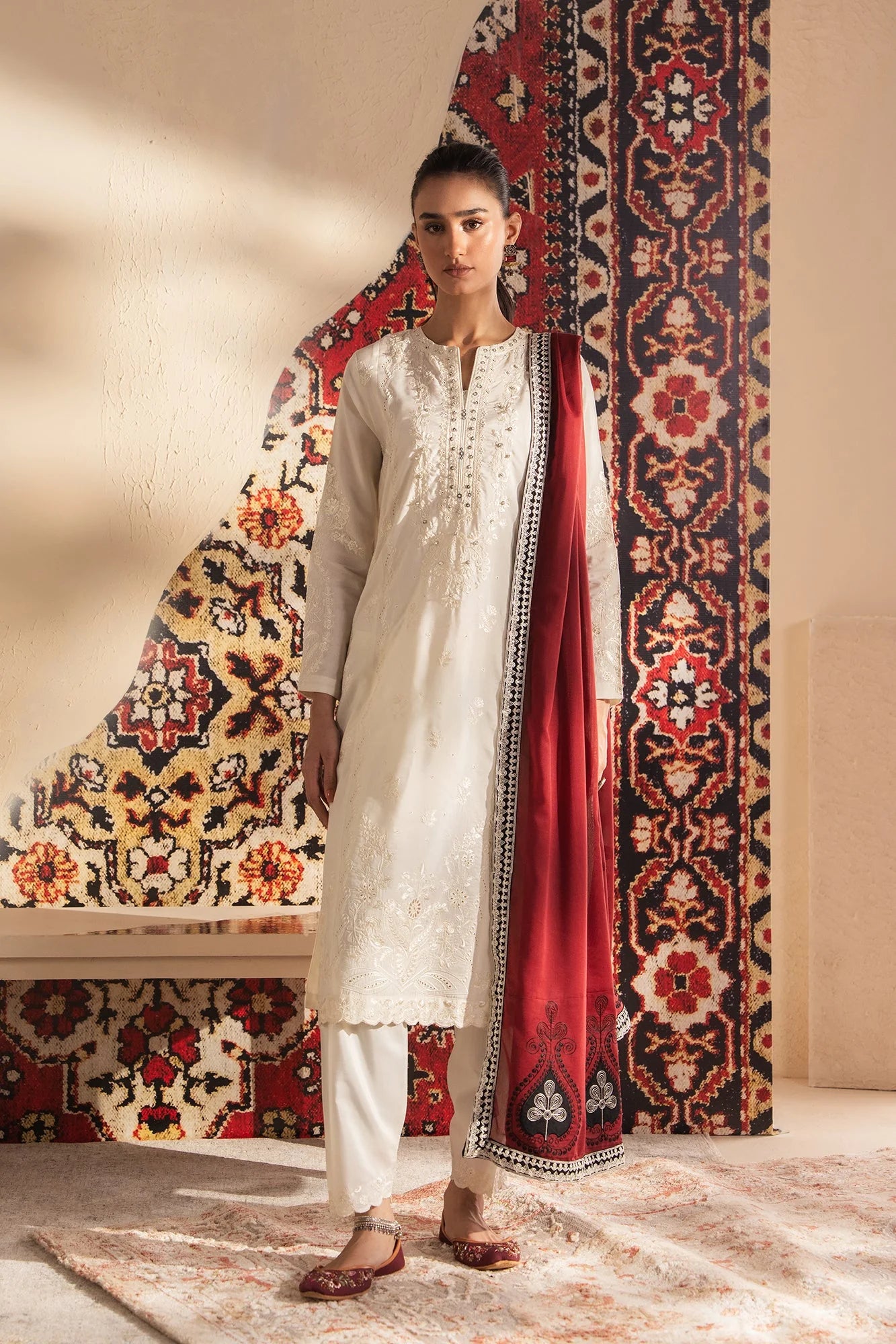 ETHNC EMBROIDERED SUIT (E4149/103/005)