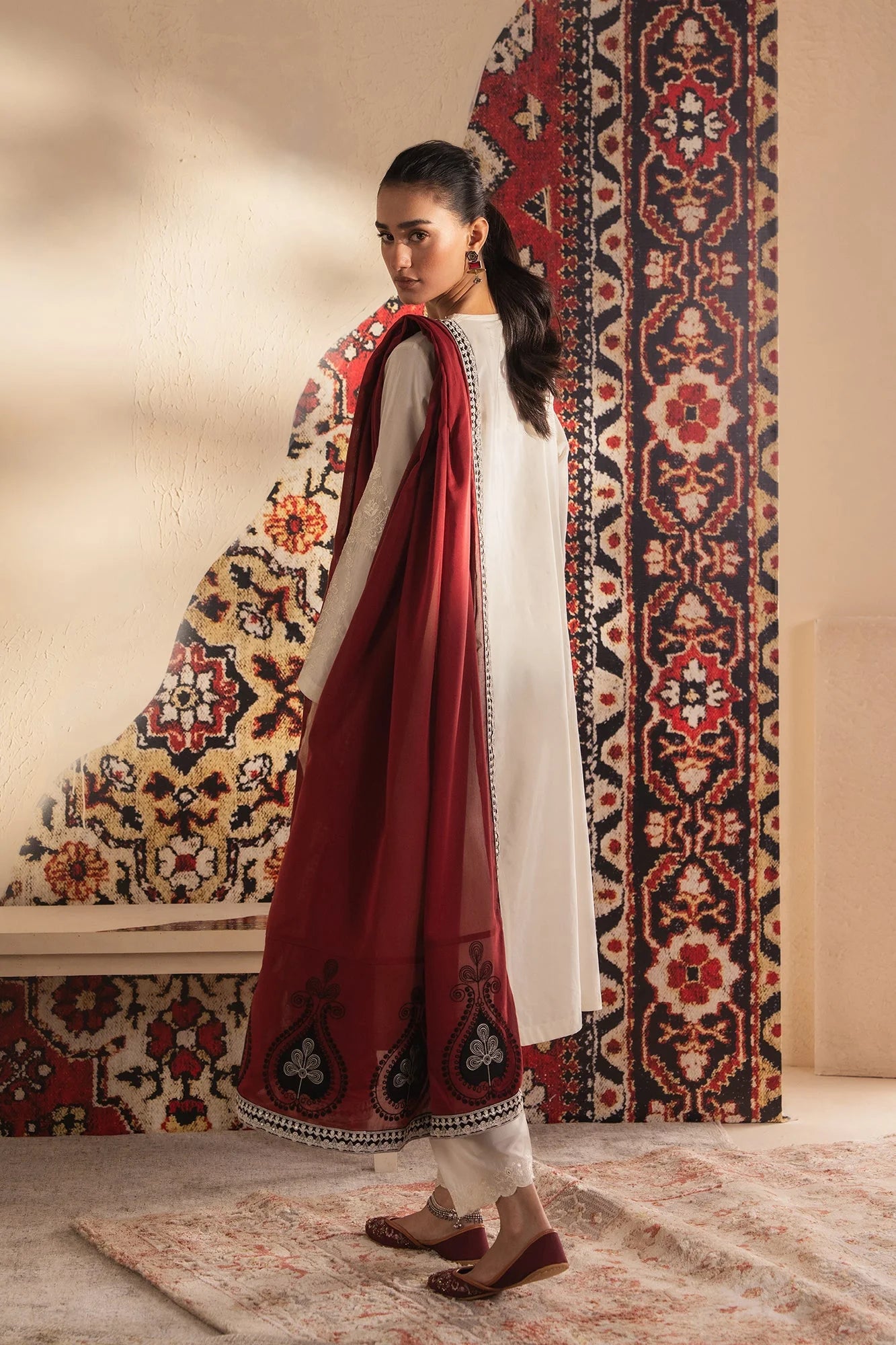 ETHNC EMBROIDERED SUIT (E4149/103/005)