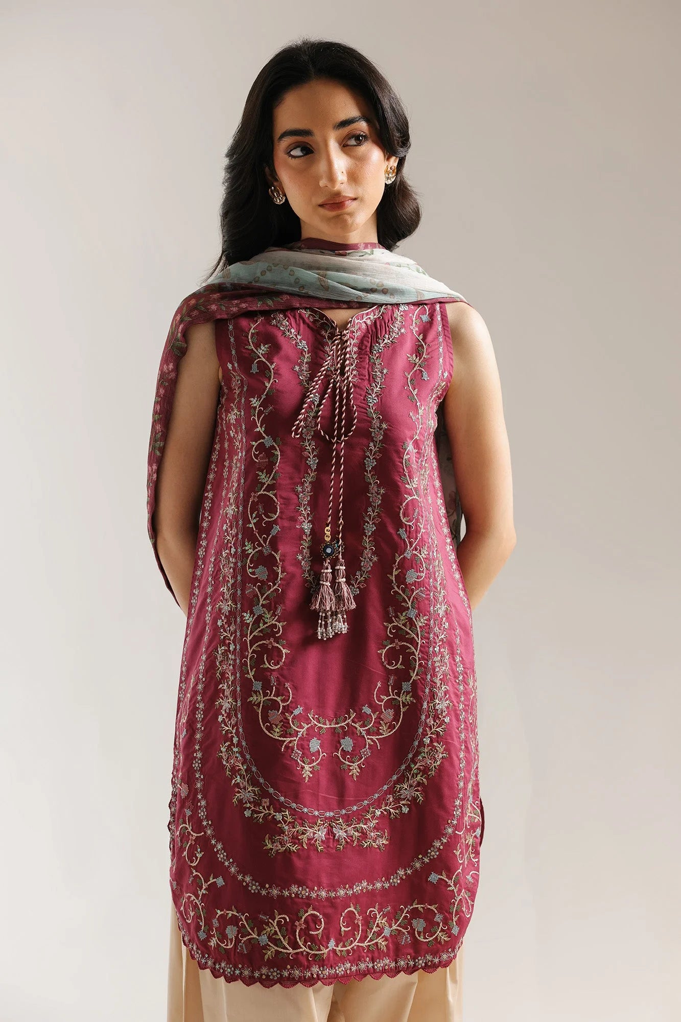 EMBROIDERED SUIT (E4154/103/414)