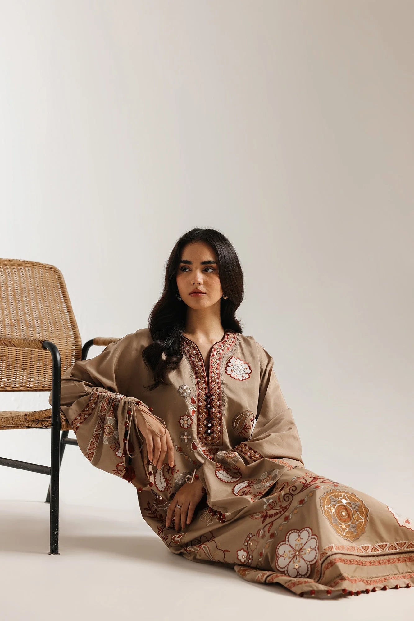 EMBROIDERED KAFTAN (E4155/103/128)