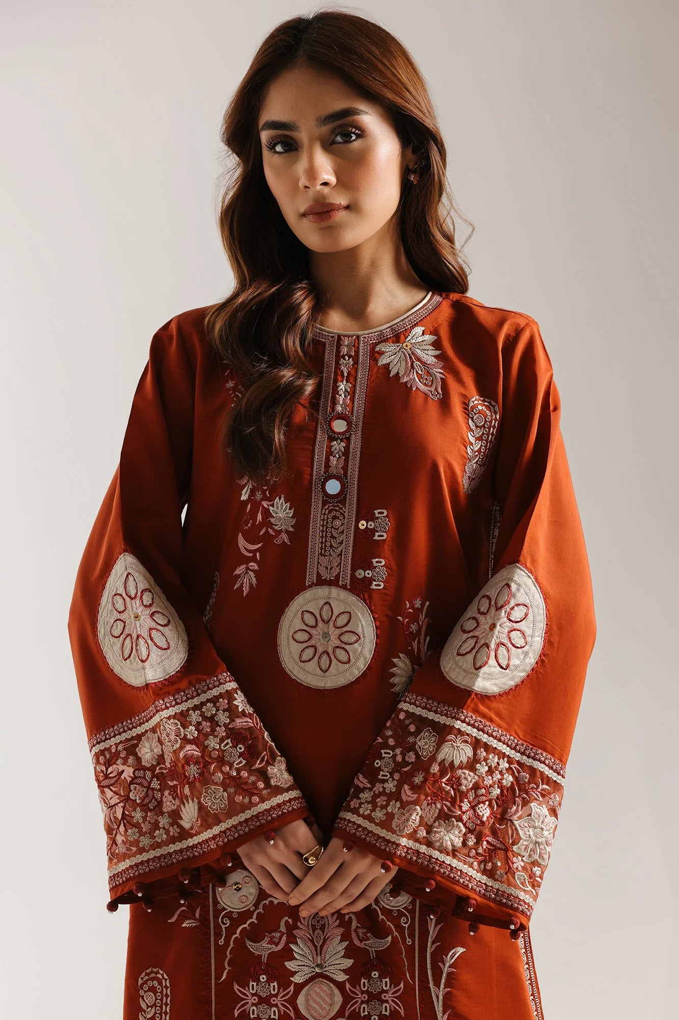 EMBROIDERED SUIT (E4156/103/205)