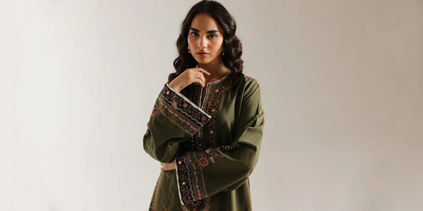EMBROIDERED SUIT (E4158/103/118)