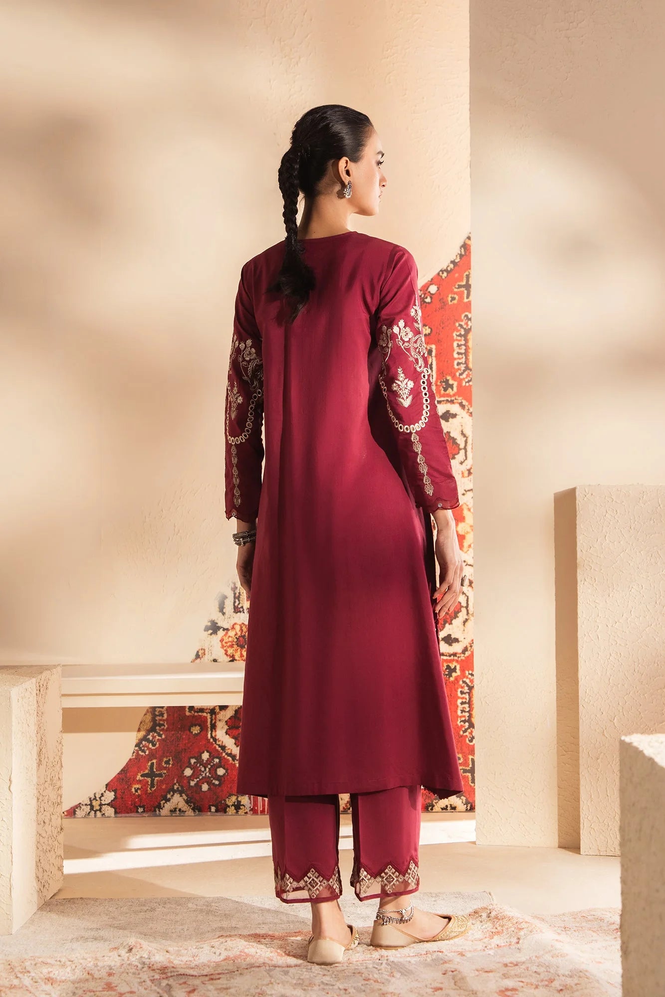 ETHNC EMBROIDERED SUIT (E4164/103/415)