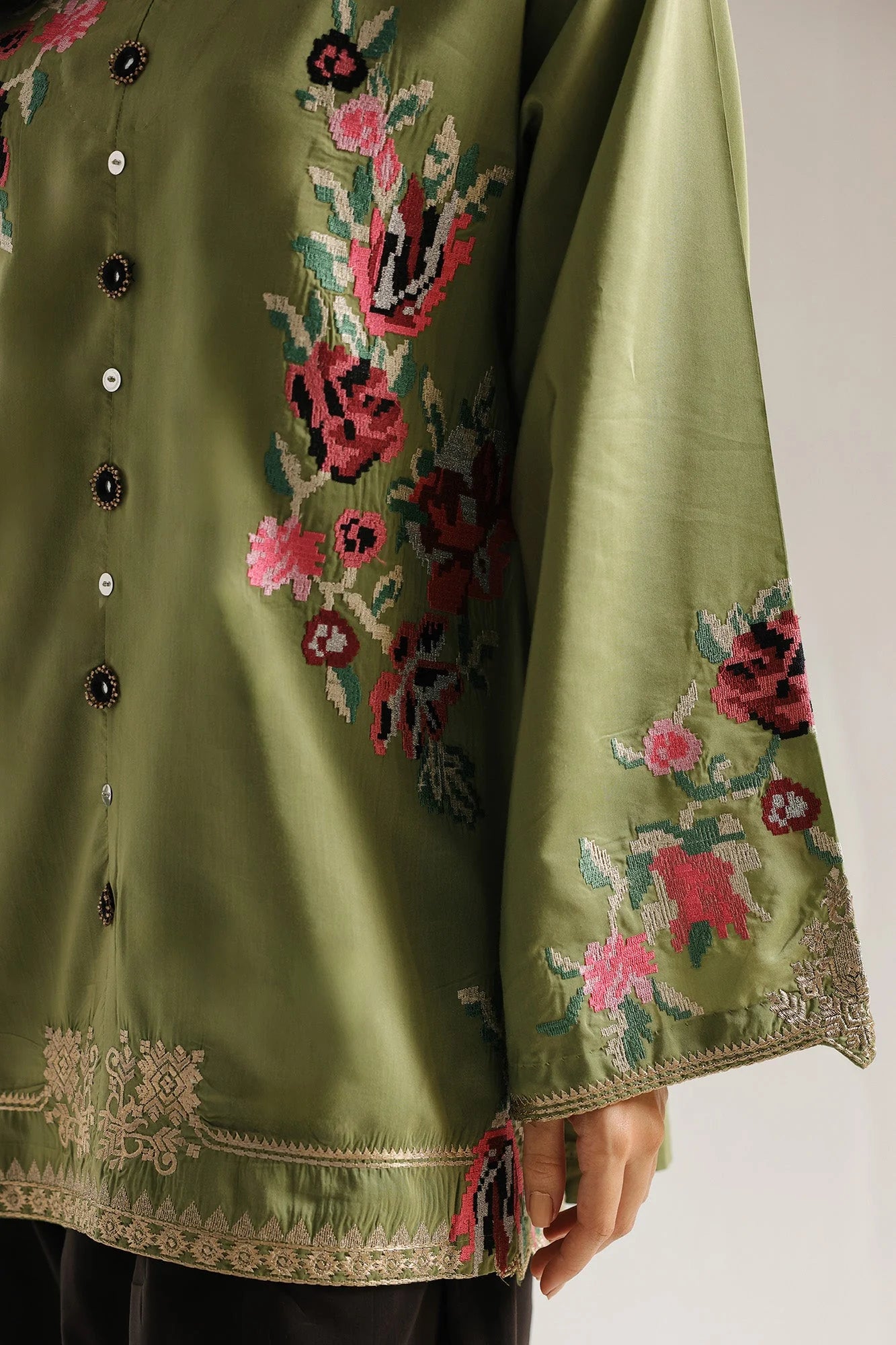 EMBROIDERED SUIT (E4230/103/120)