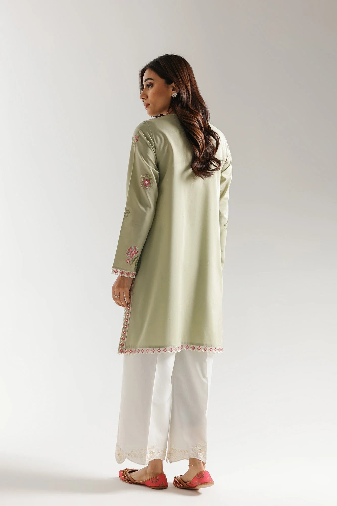 EMBROIDERED SUIT (E4237/103/127)