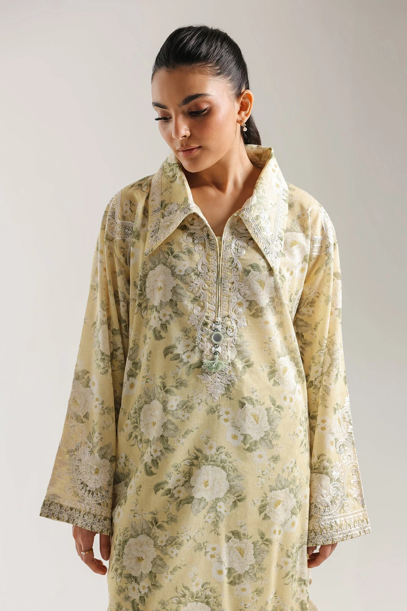 EMBROIDERED SUIT (E4272/103/110)