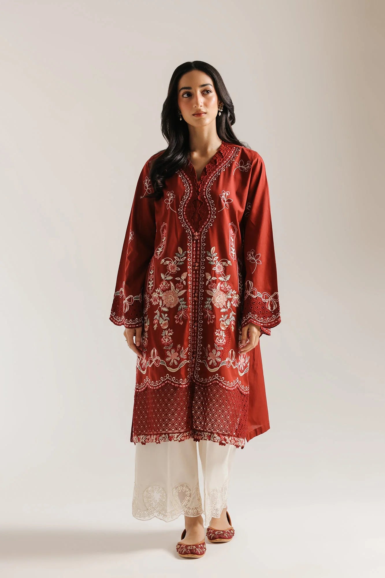 EMBROIDERED SUIT (E4293/103/415)