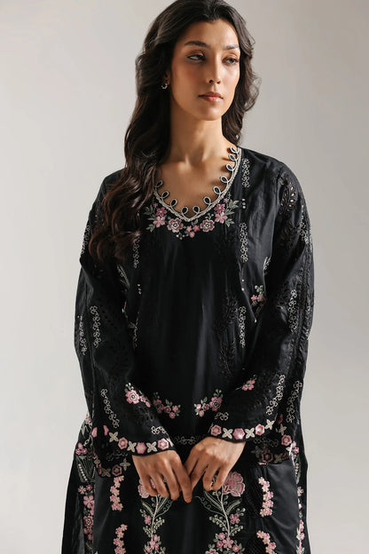 EMBROIDERED SUIT (E4295/103/901)