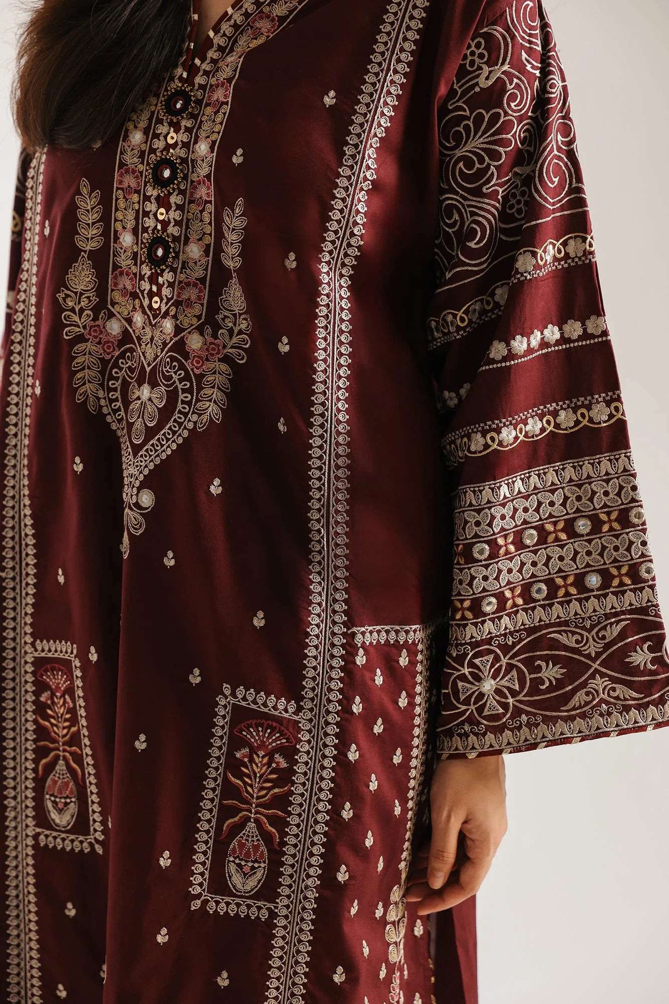 EMBROIDERED SUIT (E4302/103/414)