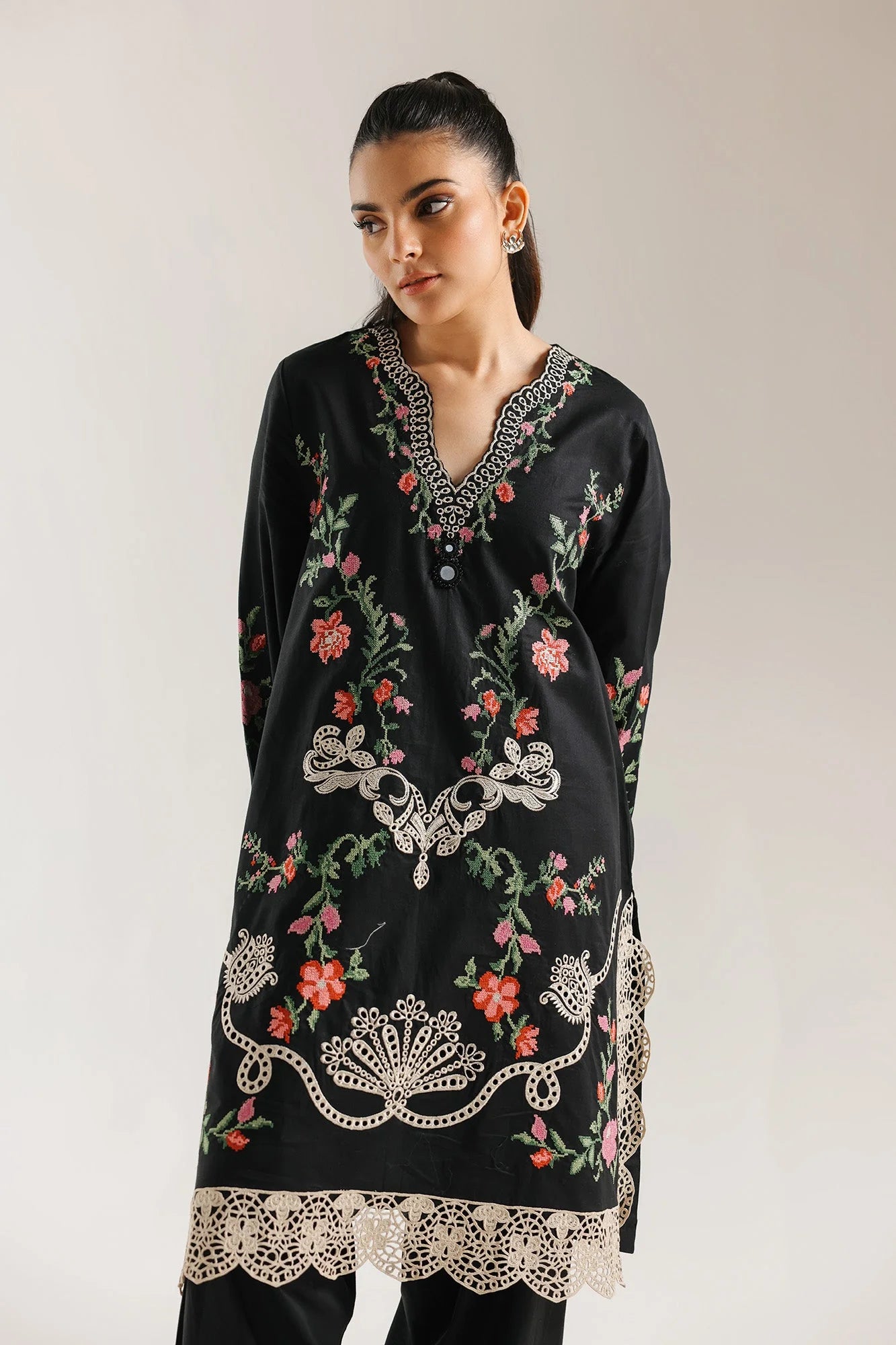 EMBROIDERED SUIT (E4303/103/901)