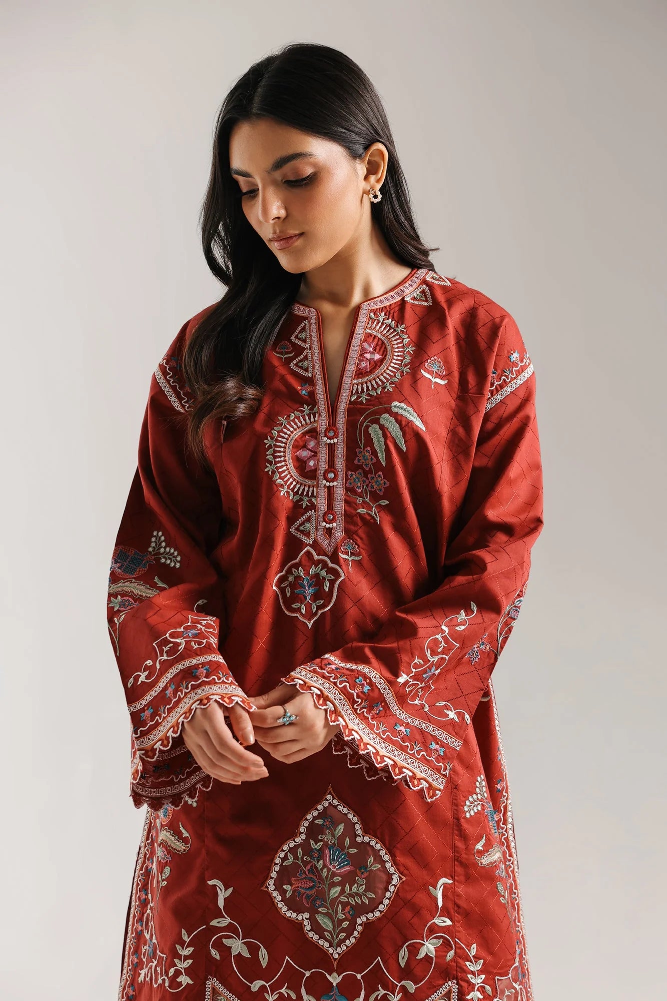 EMBROIDERED SUIT (E4320/103/304)