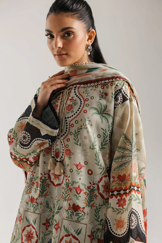 EMBROIDERED SUIT ()