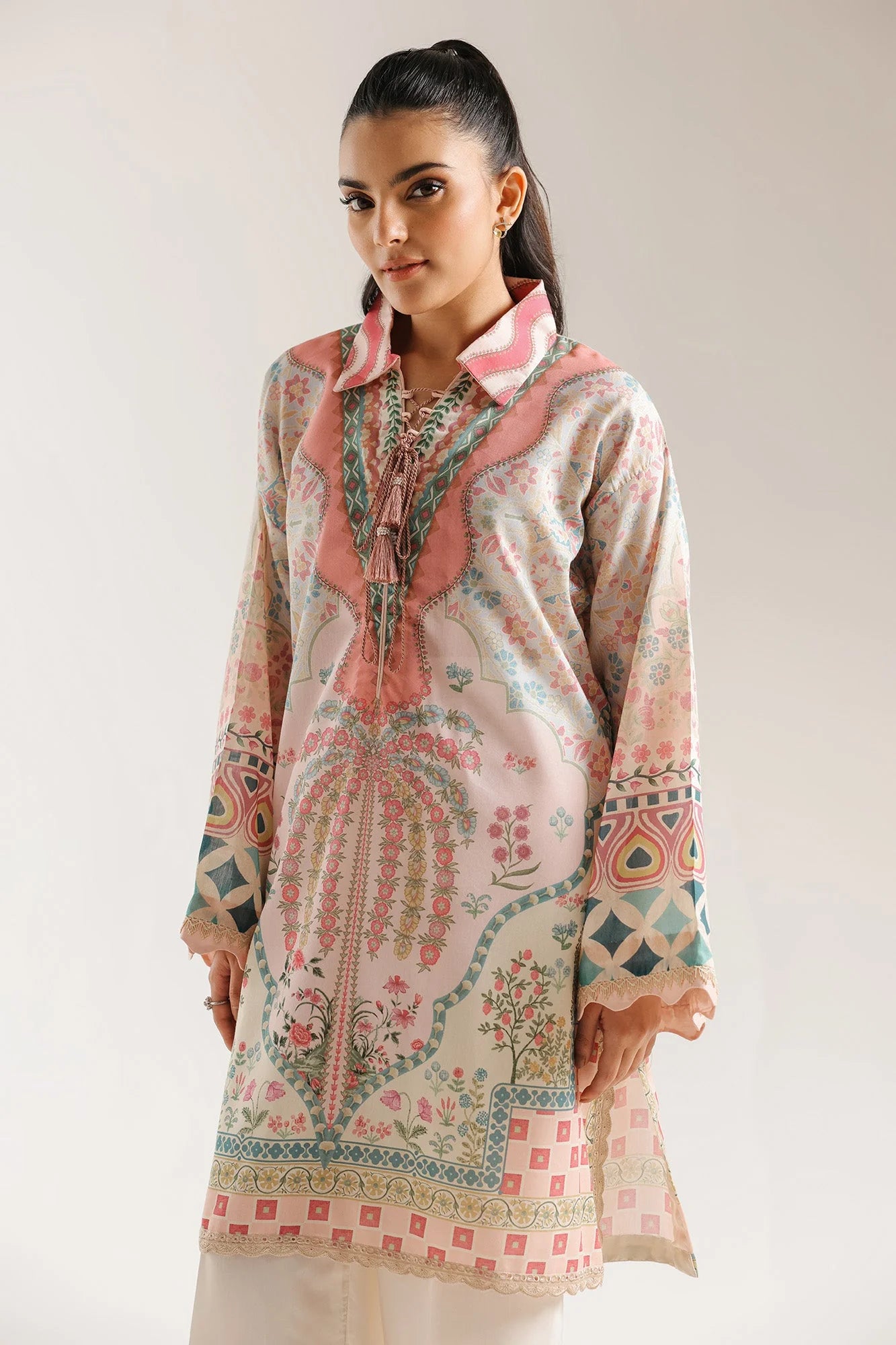EMBROIDERED SUIT (E4336/103/426)