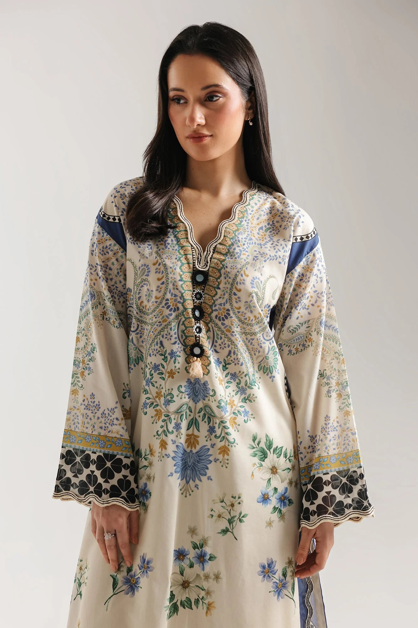 EMBROIDERED SUIT (E4338/103/005)