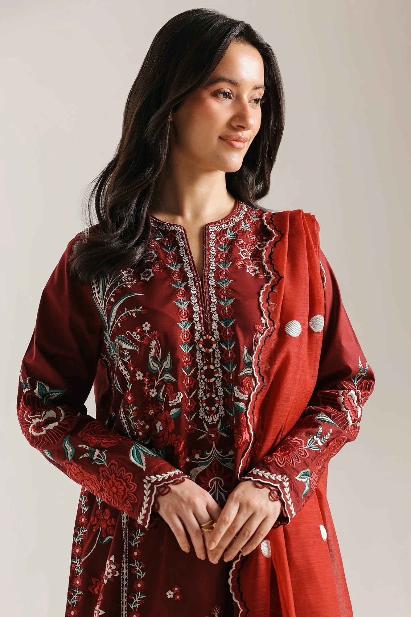 EMBROIDERED SUIT (E4355/103/303)
