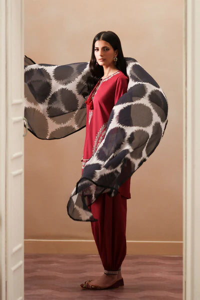 EMBROIDERED SUIT (E4600/103/416)