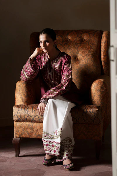 EMBROIDERED SUIT (E4605/103/402)