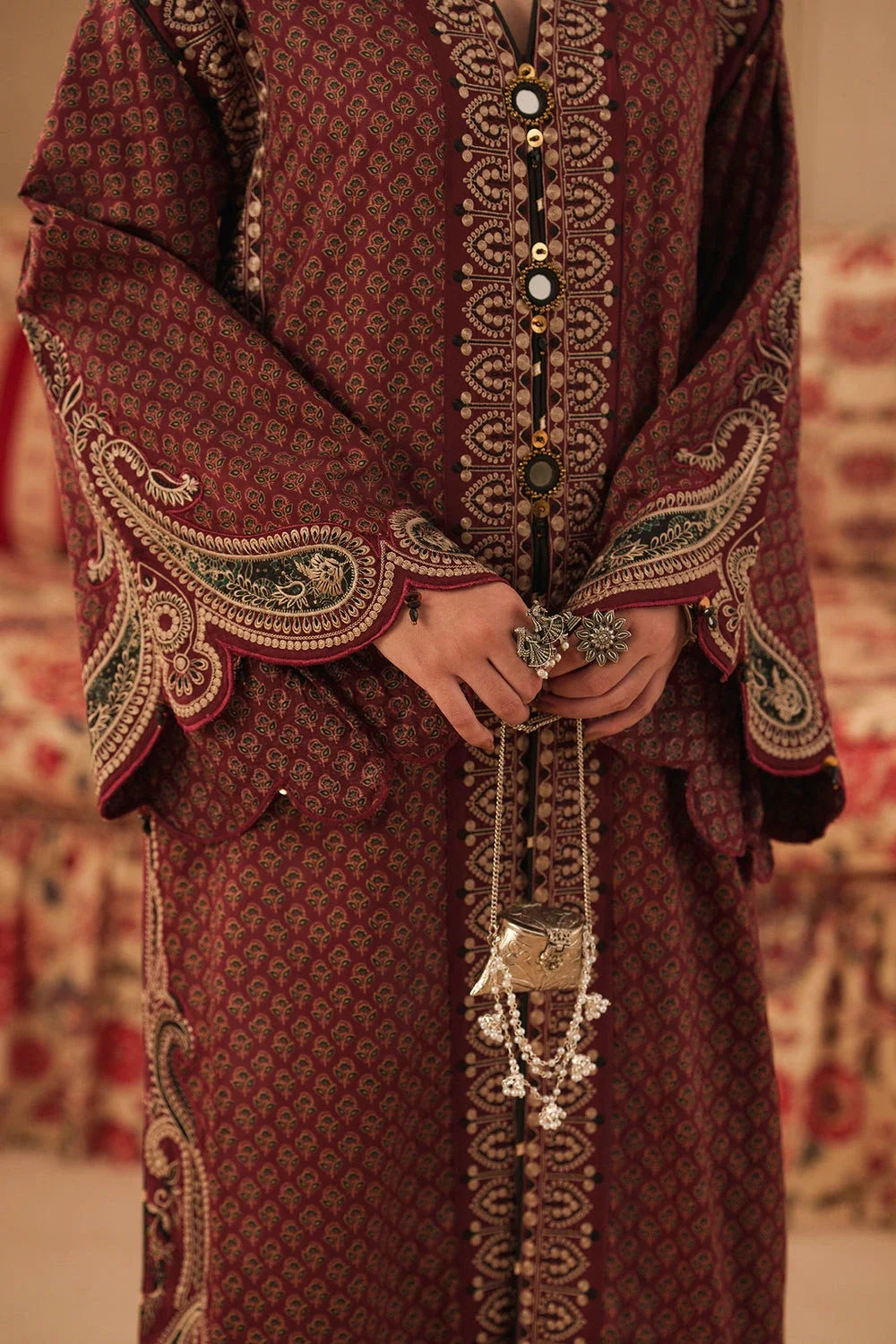 Ethnc Rozana Winter Drop 2 '26 - EMBROIDERED SUIT - E4772-103-304