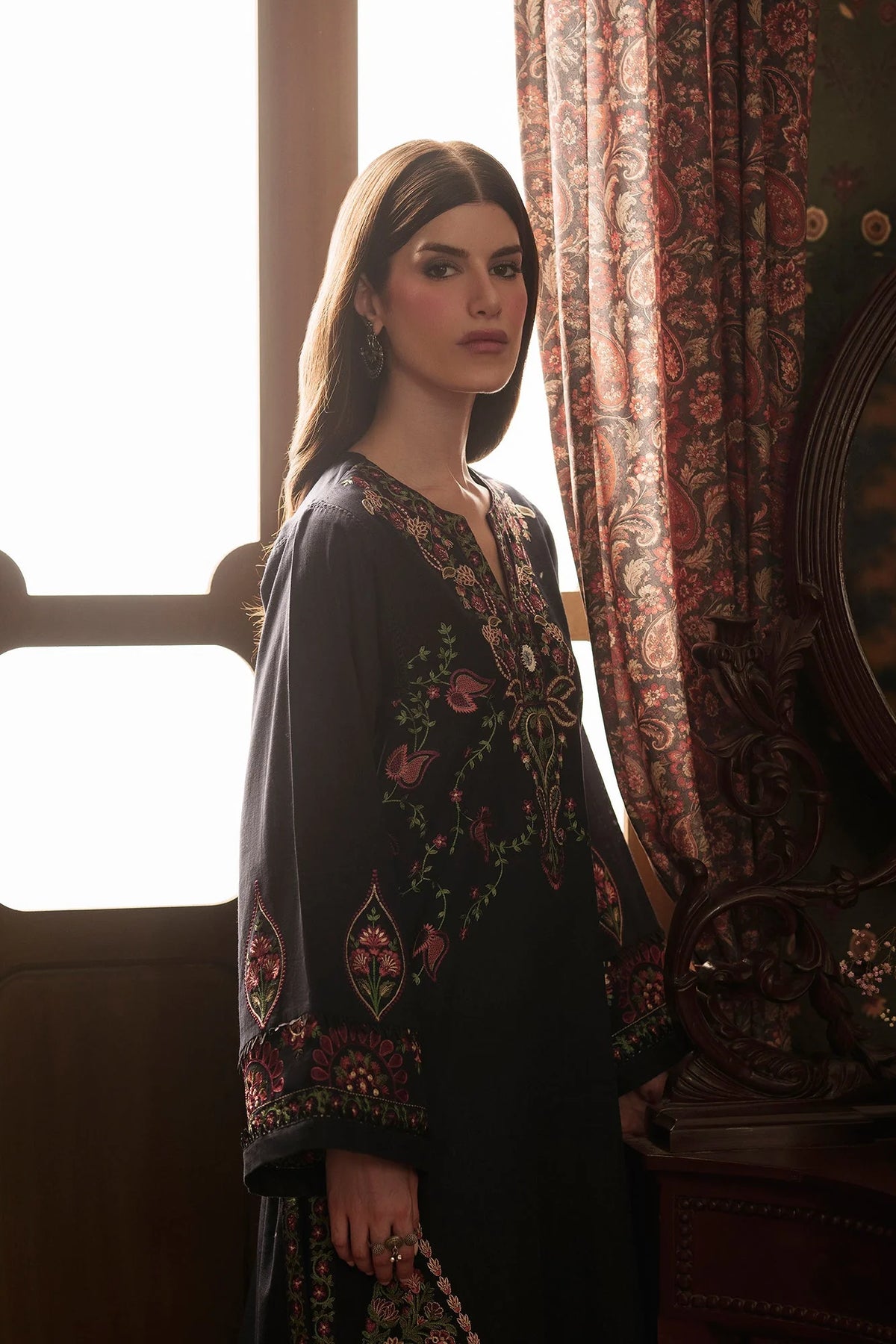 EMBROIDERED SUIT (E4886-103-621) Ethnc - Rozana Winter Drop III