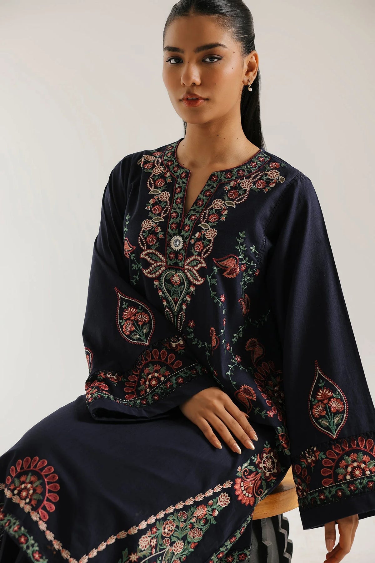 EMBROIDERED SUIT (E4886-103-621) Ethnc - Rozana Winter Drop III