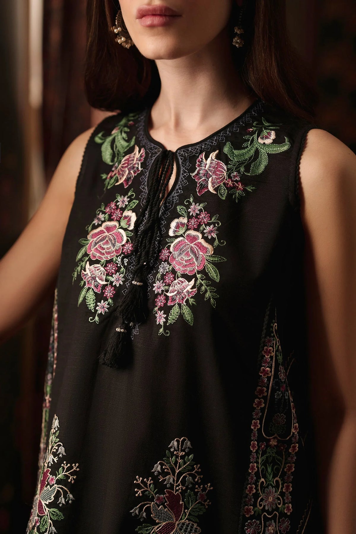 EMBROIDERED SUIT (E4905-103-901) Ethnc - Rozana Winter Drop III