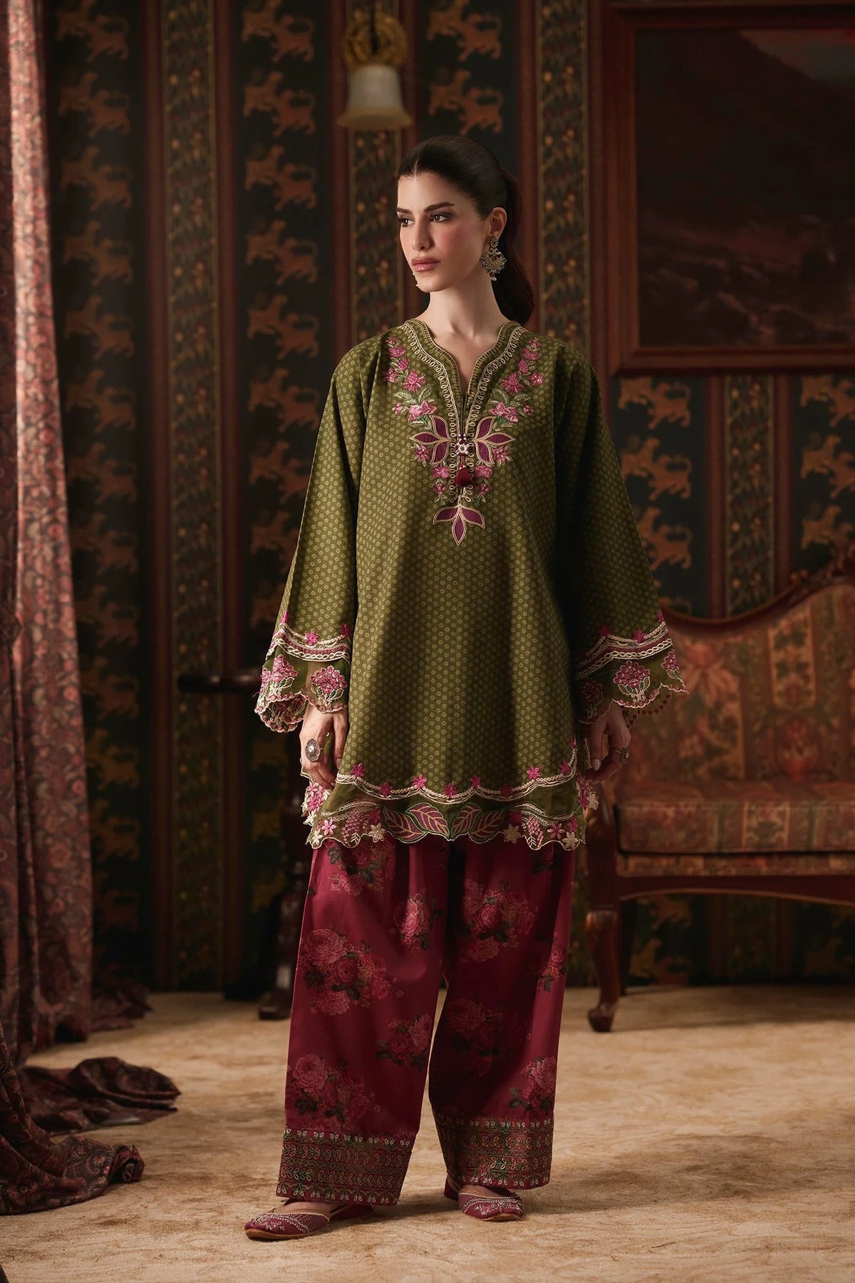 EMBROIDERED SUIT (E4906-103-709) Ethnc - Rozana Winter Drop III