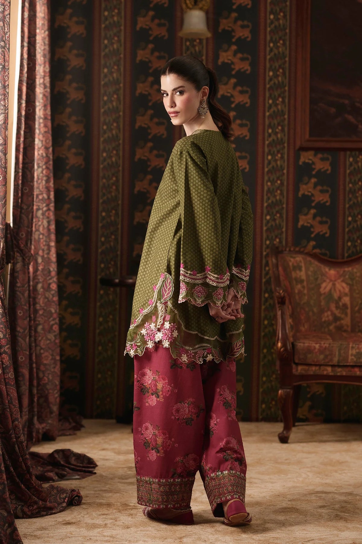 EMBROIDERED SUIT (E4906-103-709) Ethnc - Rozana Winter Drop III