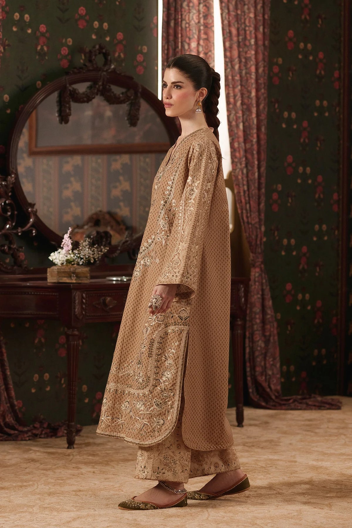 EMBROIDERED SUIT (E4925-103-808) Ethnc - Rozana Winter Drop III