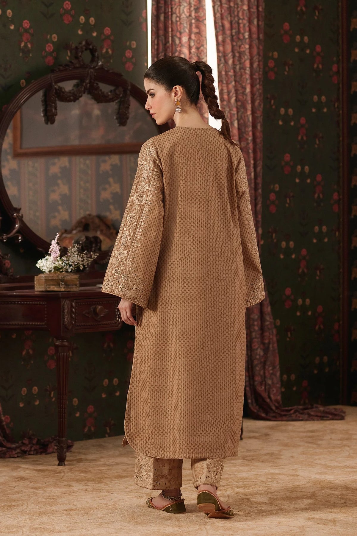 EMBROIDERED SUIT (E4925-103-808) Ethnc - Rozana Winter Drop III