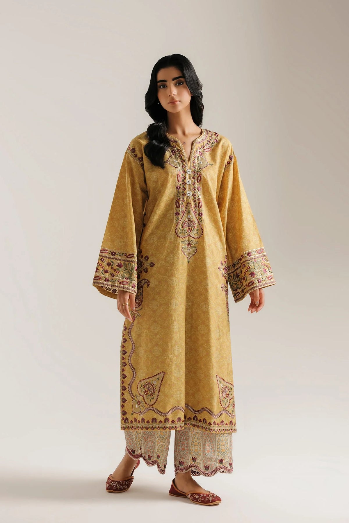 EMBROIDERED SUIT (E4931-103-105) Ethnc - Rozana Winter Drop III