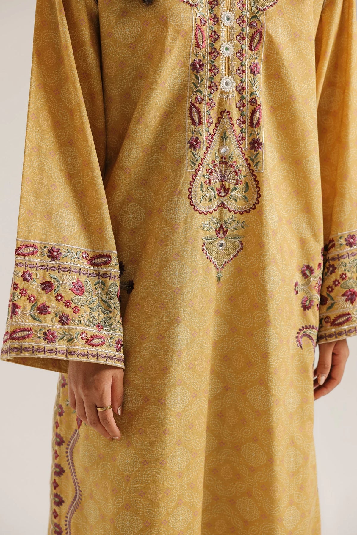 EMBROIDERED SUIT (E4931-103-105) Ethnc - Rozana Winter Drop III