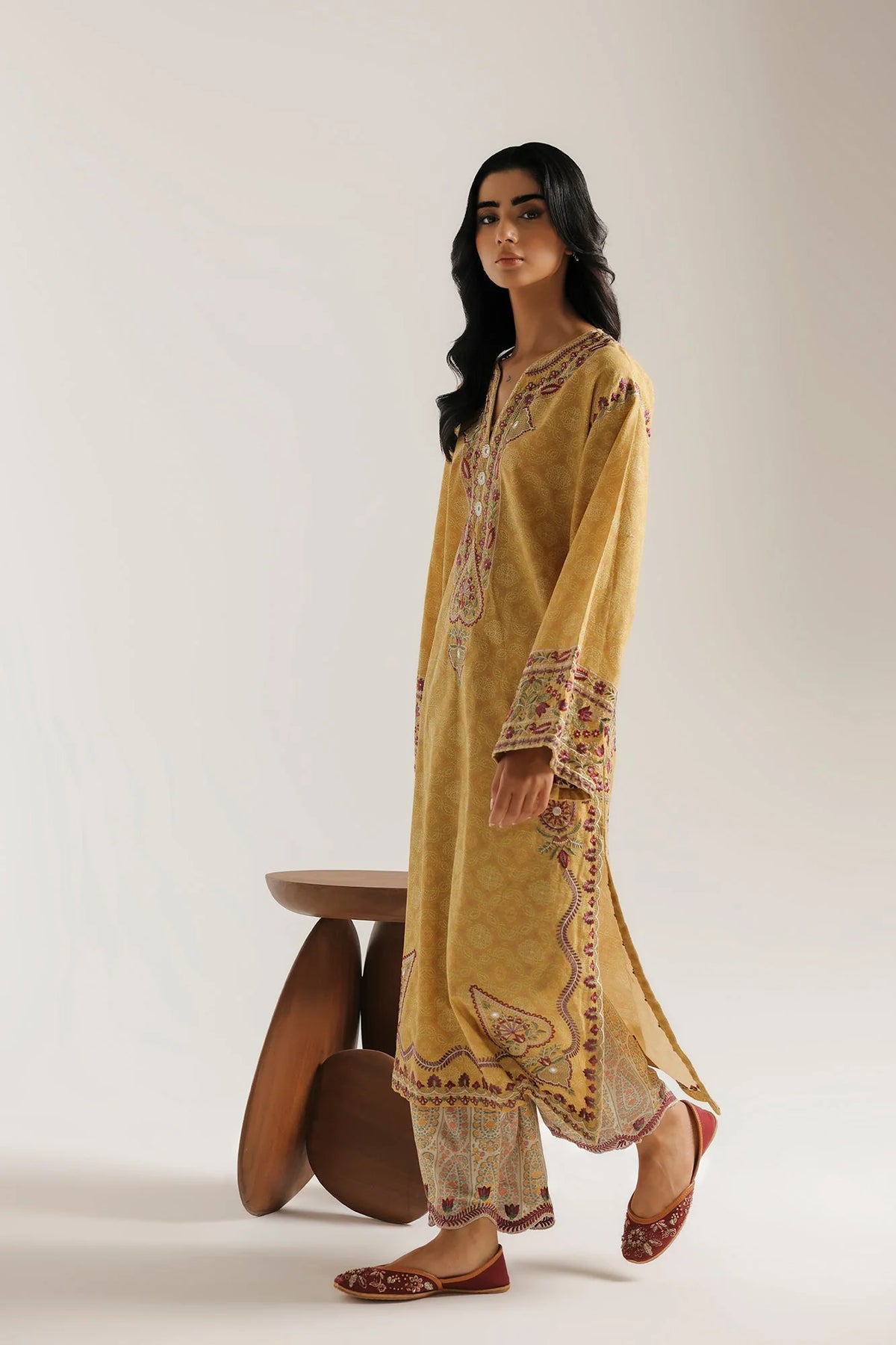 EMBROIDERED SUIT (E4931-103-105) Ethnc - Rozana Winter Drop III