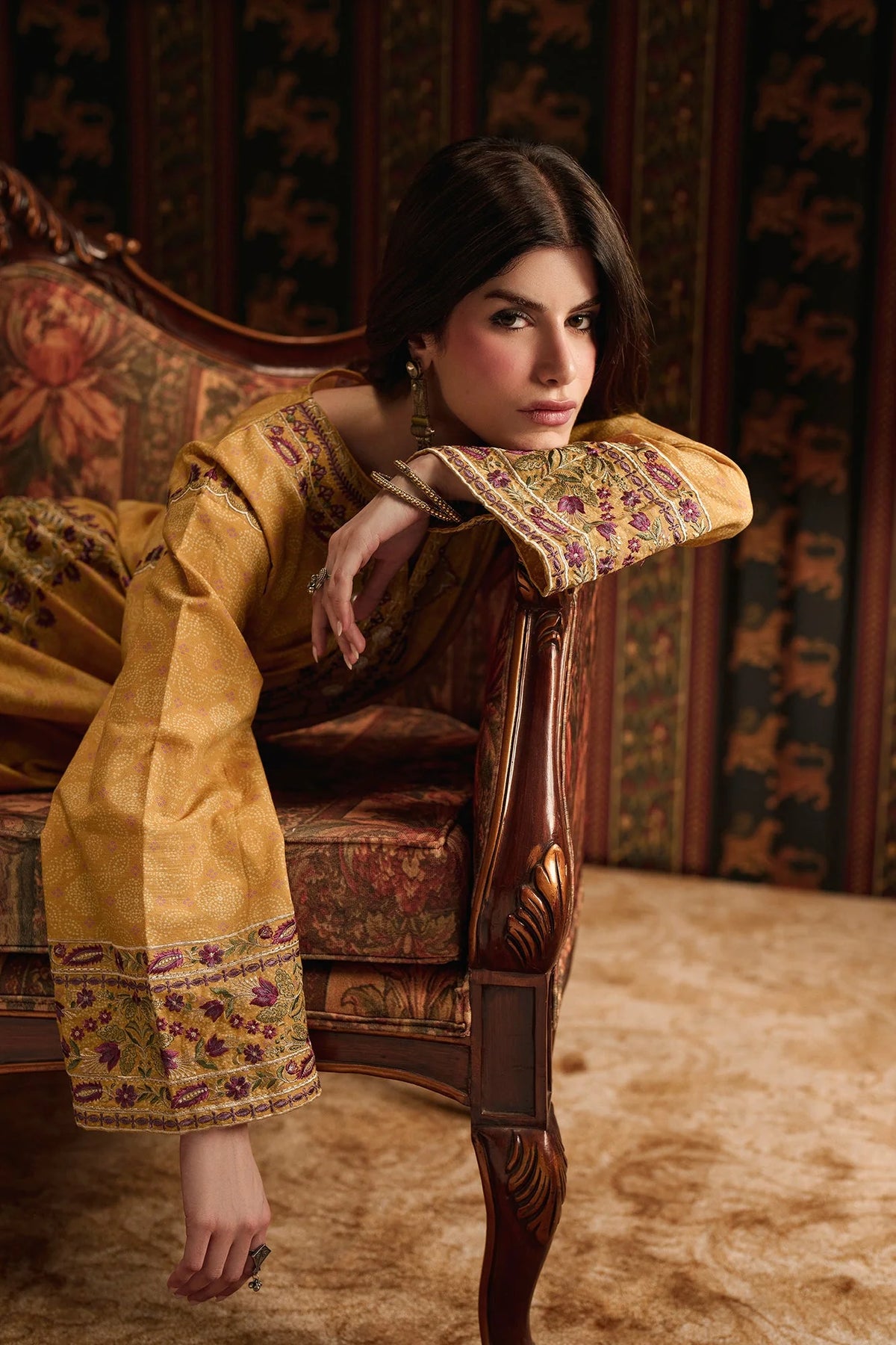 EMBROIDERED SUIT (E4931-103-105) Ethnc - Rozana Winter Drop III