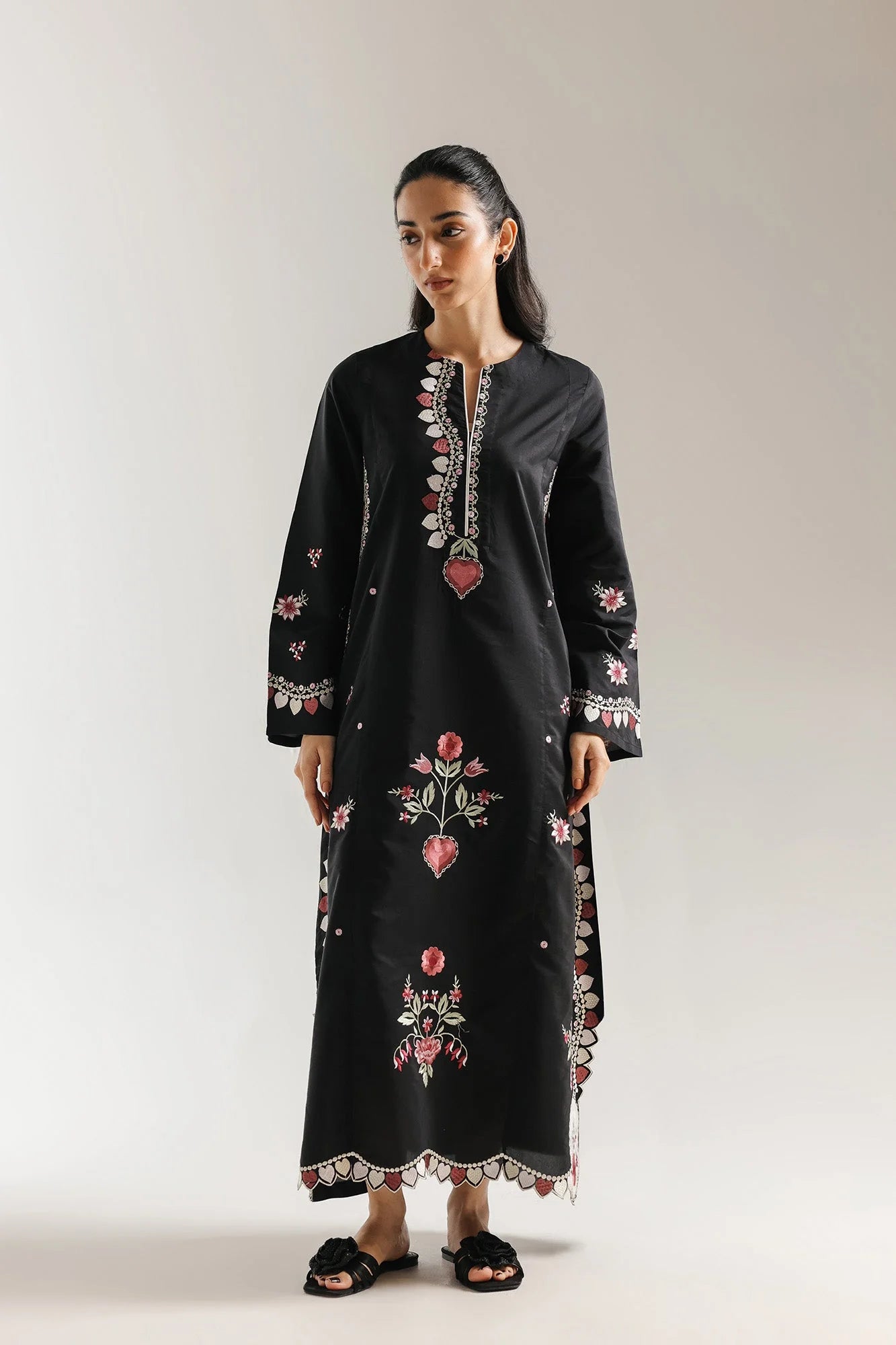 EMBROIDERED DRESS (E7503/102/902) Ethnc