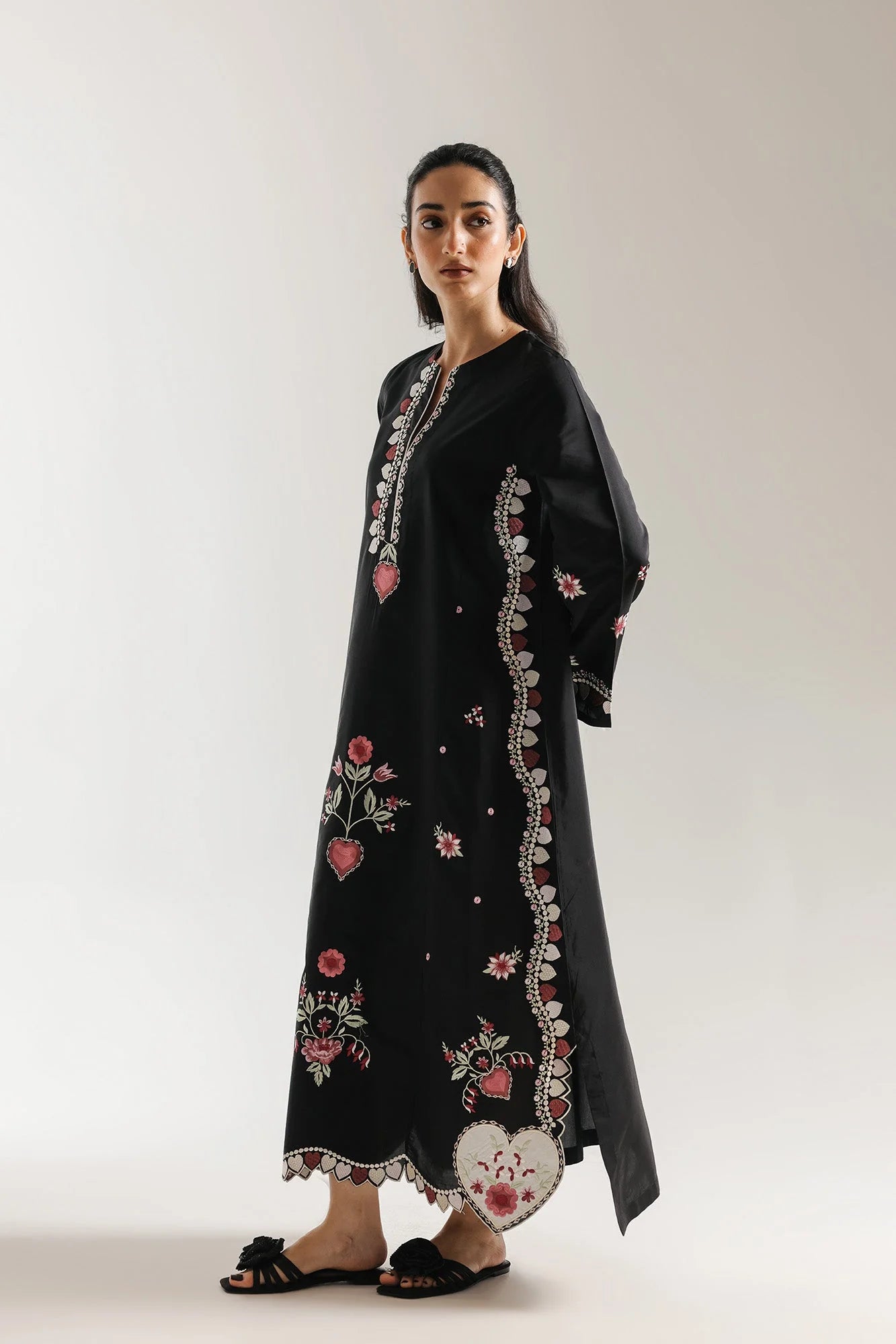 EMBROIDERED DRESS (E7503/102/902) Ethnc