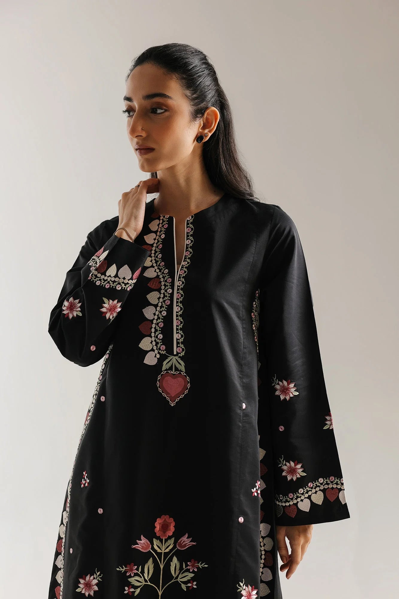 EMBROIDERED DRESS (E7503/102/902) Ethnc